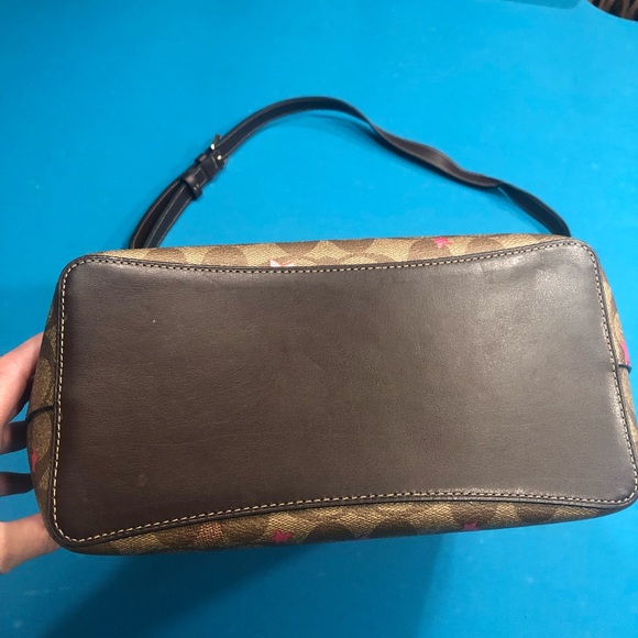 Coach Town Bucket Bag with Disco Print - Picture 4 of 4